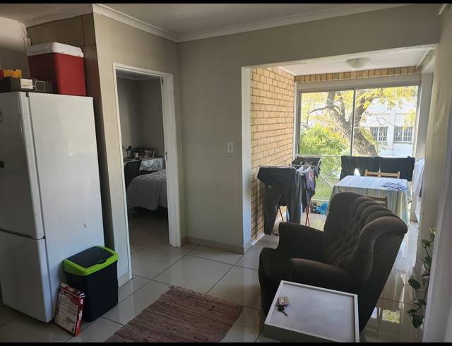 2 bed property to rent in LA COLLINE